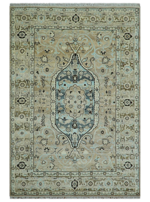 Traditional Oriental Design Beige Hand knotted 6x8.7 Wool Area Rug