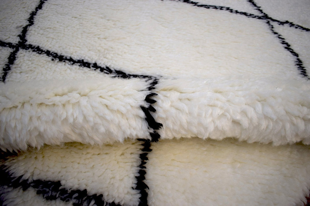 Contemporary Hand Woven Plus Moroccan Fine Wool Area Rug