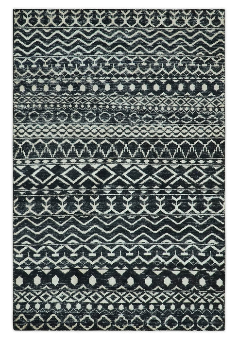 5.6x8.6 Black and Ivory Hand Knotted Southwestern Tribal Trellis wool Area Rug