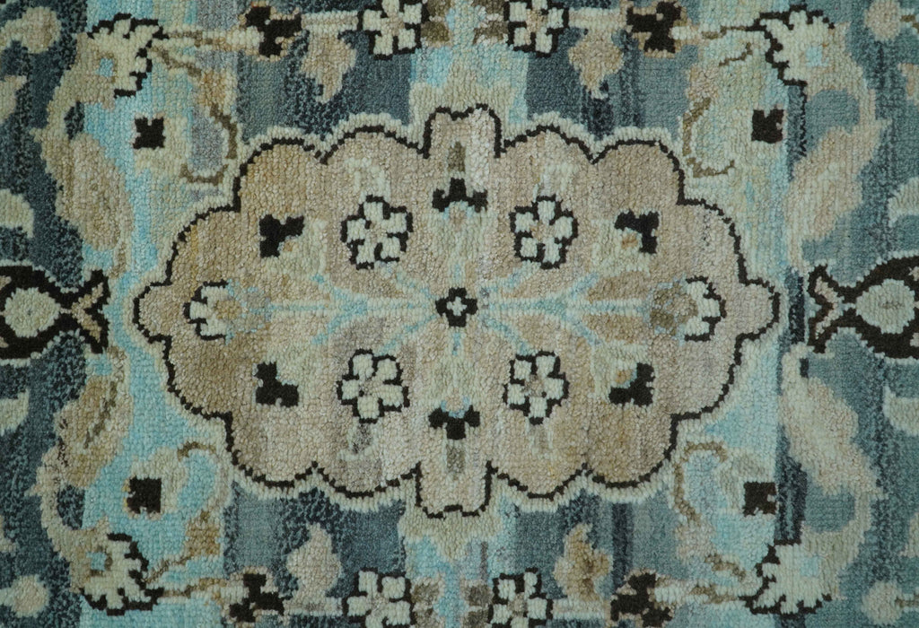 Traditional Oriental Design Beige Hand knotted 6x8.7 Wool Area Rug