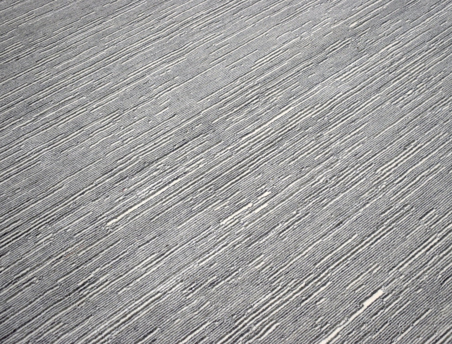 5x8 Solid Silver and White Area Rug | Handmade with Wool & Viscose | TRD1006558