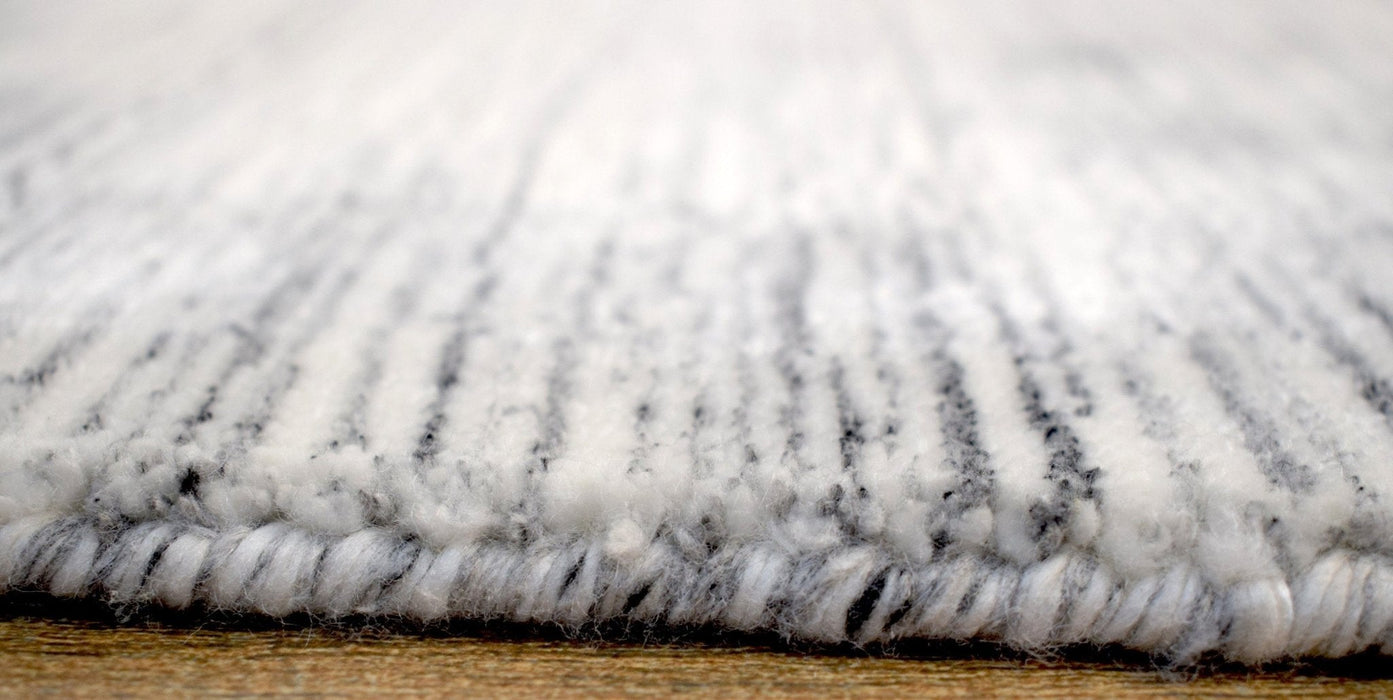 5x8 Solid Beige and Silver Area Rug | Handmade with Wool & Viscose | TRD1007258