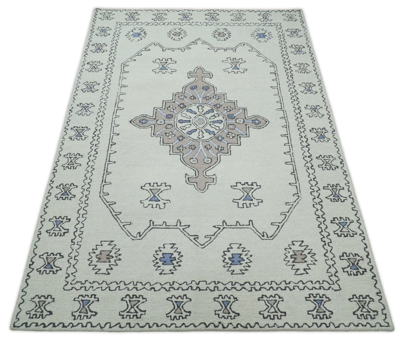 Ivory and Peach Persian Style Tribal Hand Tufted Wool Area Rug