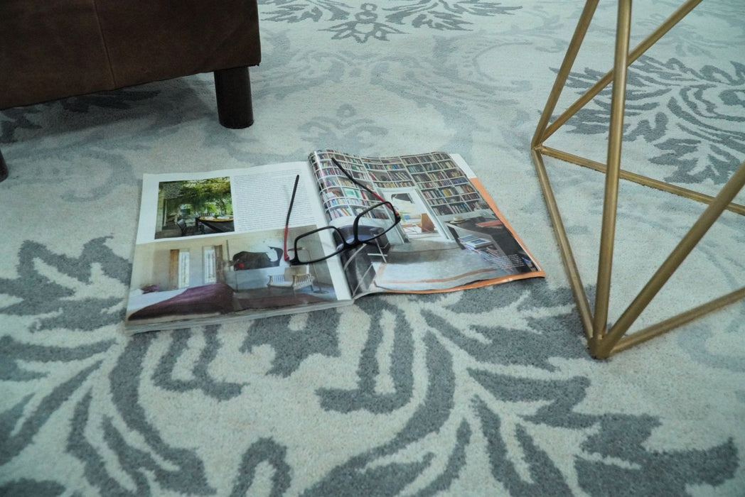 Hand tufted Ivory and Gray Contemporary area rug