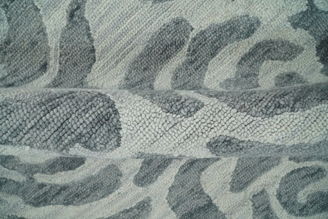 Hand Tufted Contemporary Gray and Silver Wool Area Rug