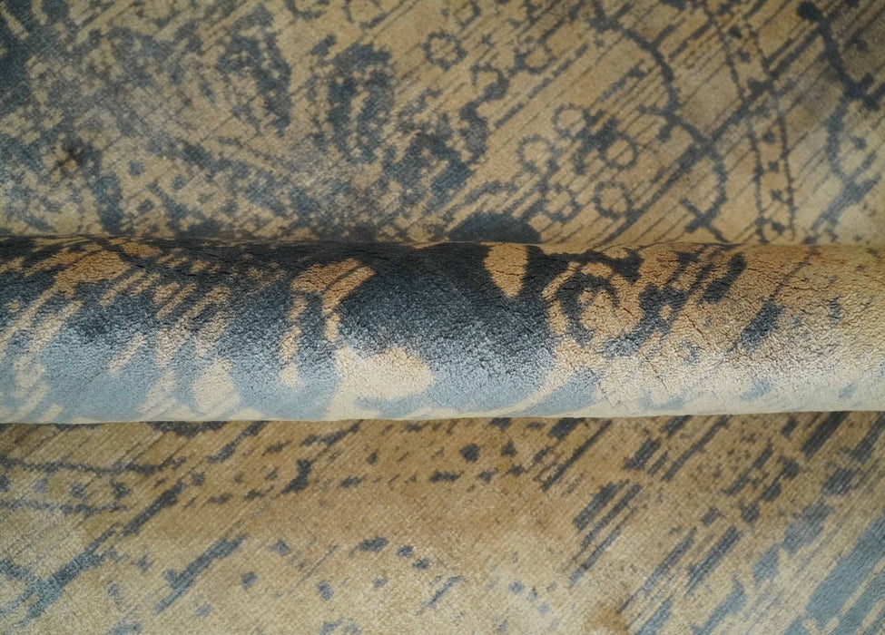 7.6x9x10 Charcoal and Gold Modern Ikat Design Handmade Art Silk Area Rug
