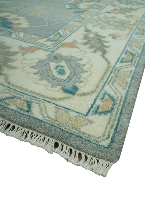 8x10 Traditional Floral Silver and Ivory Hand Knotted wool area rug