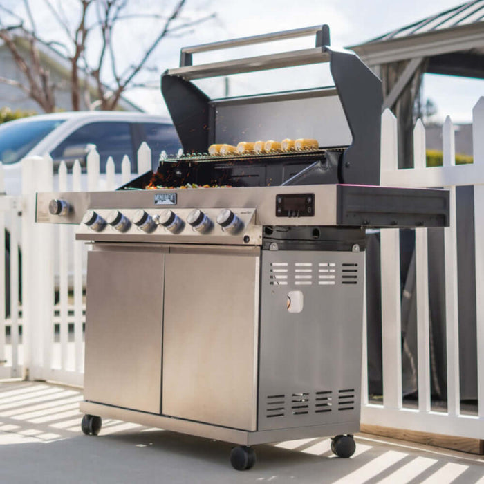 Denali 605 | Stainless Smart Tech Natural/Propane Gas Grill