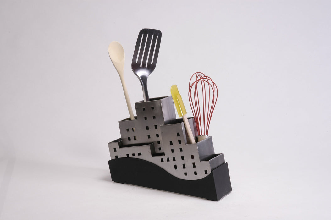 Manhattan 2050 Multi purpose holder