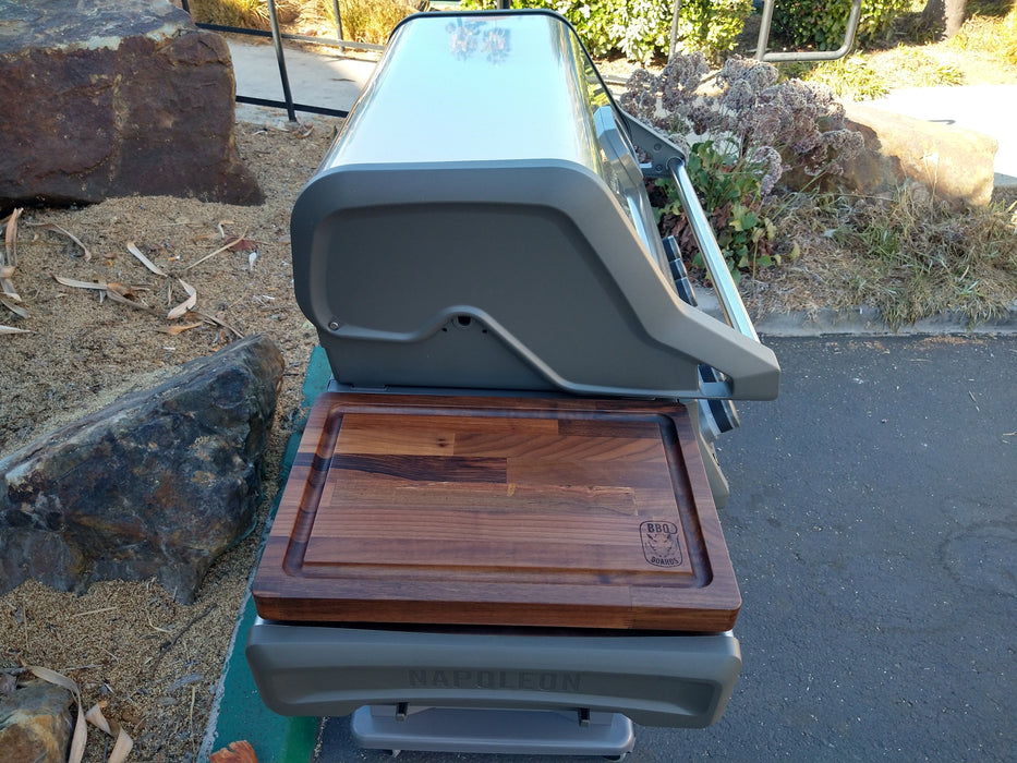 BBQ Boards®, Napoleon Rogue 525 Side Board