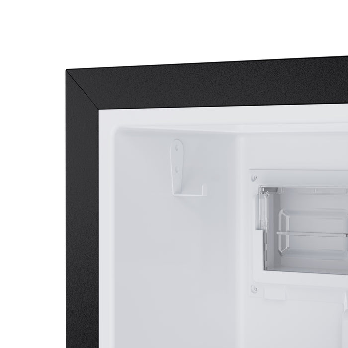 Cristallo 15 Inch Freestanding/Undercounter Ice maker, 66.1 lbs Chewable nugget, 8 kg / 17.6 lbs of ice storage, Black