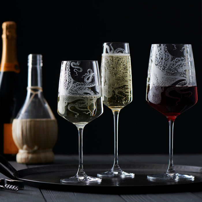 Lucy White Wine Glasses, Set of 2