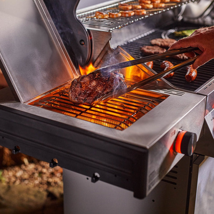 Denali 605Pro | Stainless Smart Tech Propane Gas Grill