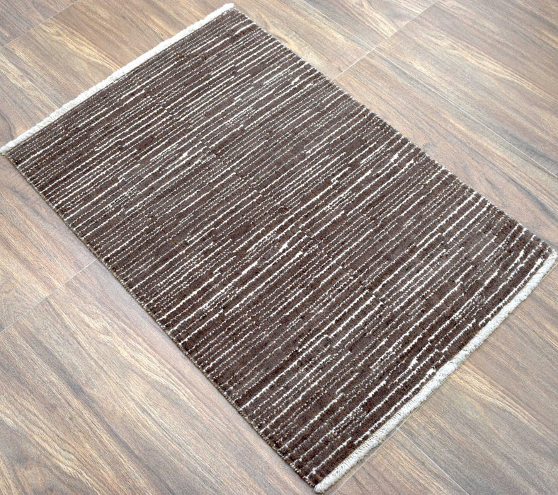 Brown and Ivory Traditional Handmade Wool & Viscose 2x3 Area Rug | TRD140323