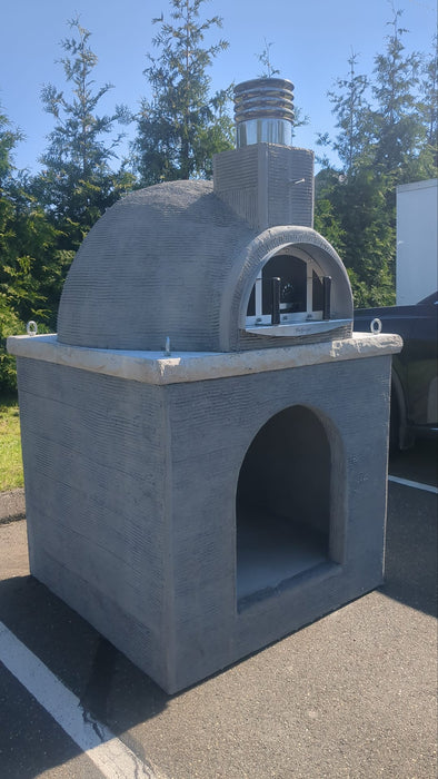 Traditional Wood Fired Brick Pizza Oven - Naked with Matching Base