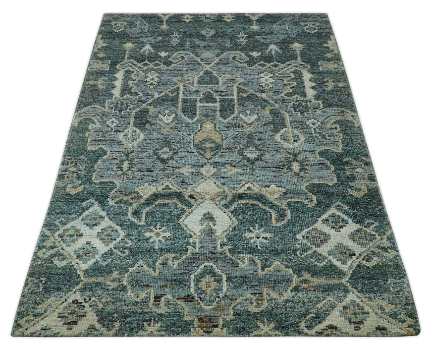 Antique look Gray and Silver 5.6x8.6 Traditional Large Design Hand Knotted wool Rug
