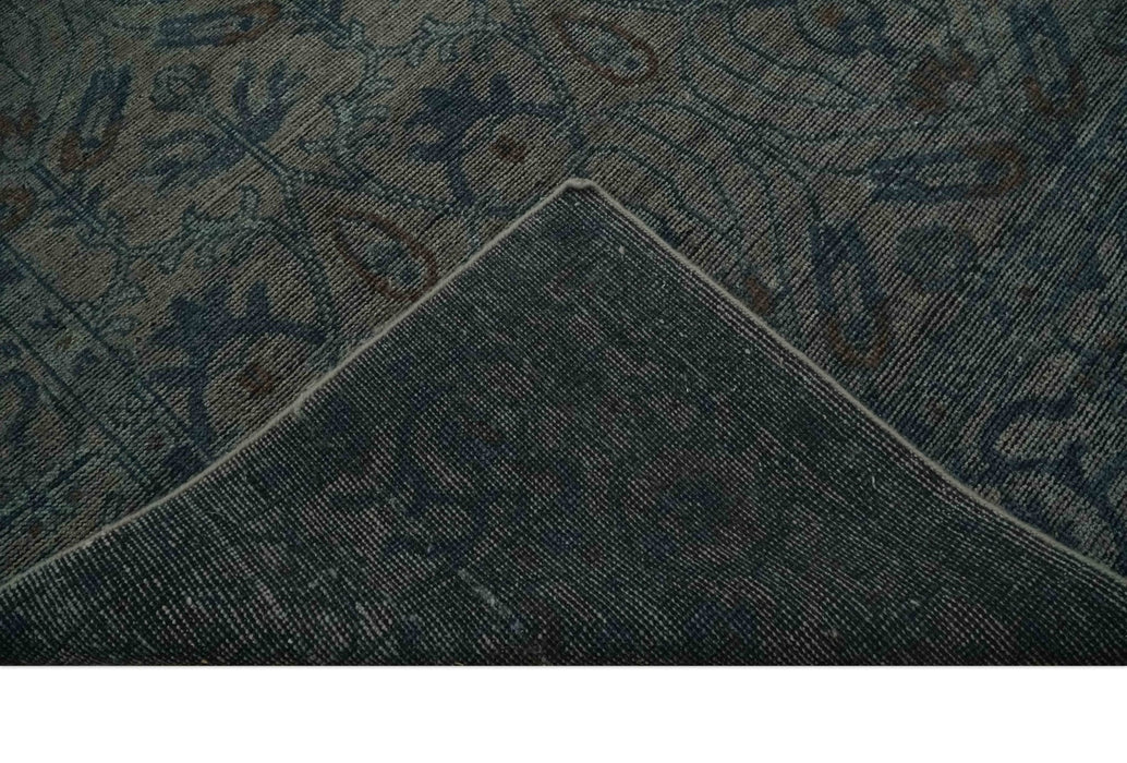 Antique look Gray, Taupe and Gray 8x10 Traditional Design wool Rug