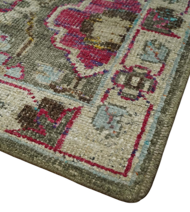 Antique Moss Green 5x8 Hand Knotted Beige and Pink Persian made of Bamboo Silk Area Rug | OP70