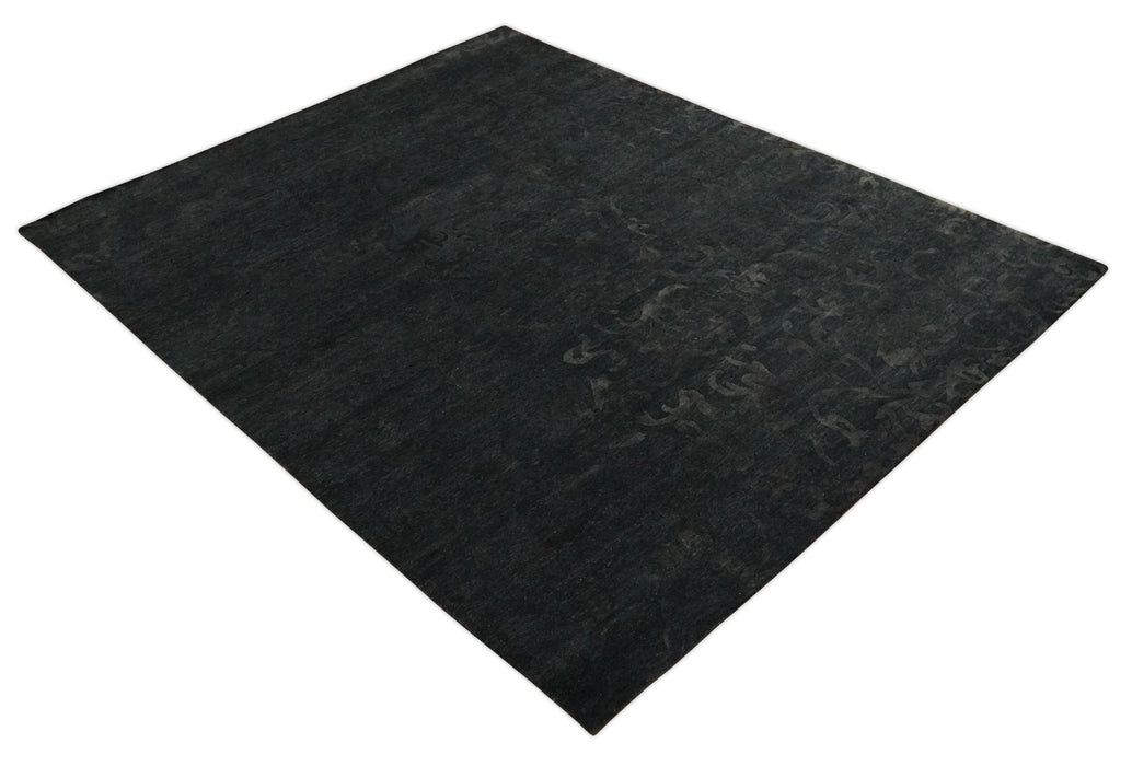 Antique Style Charcoal, Gray and Silver 8x10 Hand knotted wool Area Rug