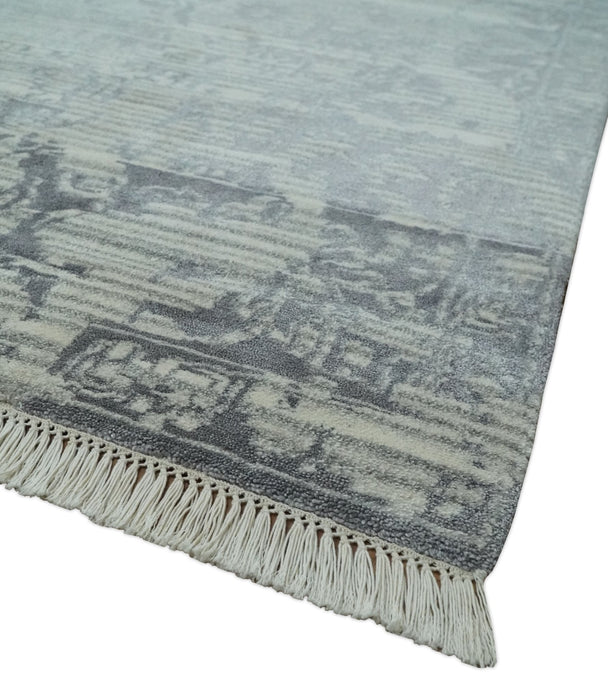 Antique Style transitional 8x11 Beige and Charcoal hand knotted Wool and art silk Area Rug