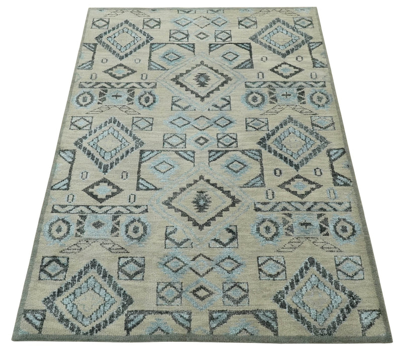Beige, Silver and Charcoal Hand Knotted Traditional Mamluk design 5x8 wool Area Rug