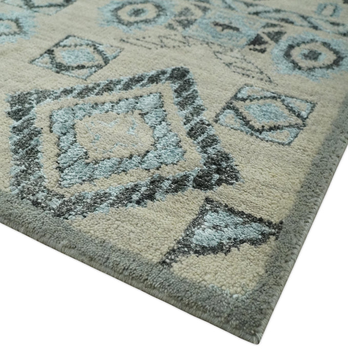 Beige, Silver and Charcoal Hand Knotted Traditional Mamluk design 5x8 wool Area Rug