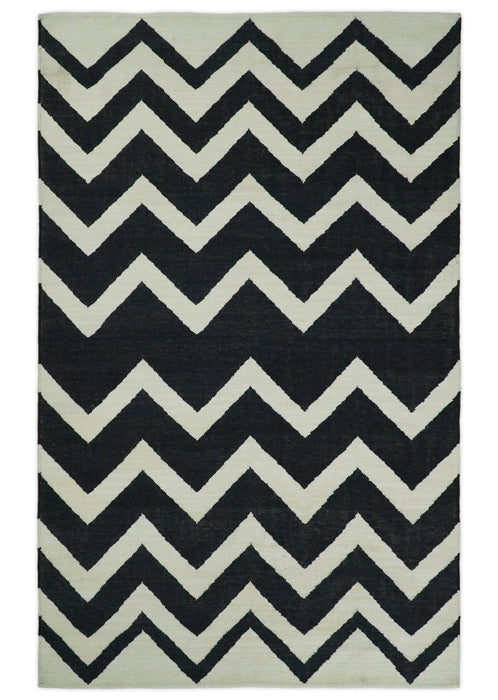 Black and Beige Outdoor Safe Hand Woven Dhurrie Rug Chevron Pattern