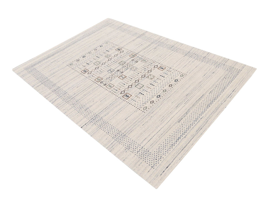 Center Pattern Natural Hand Loomed Wool Area Rug