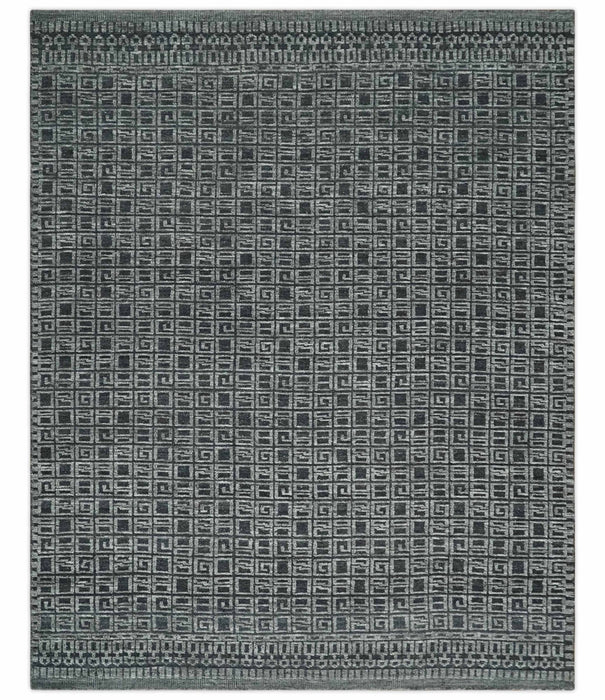 Contemporary Hand carved 8x10 Silver and Charcoal Traditional Geometrical Pattern Hand Knotted Wool Area Rug