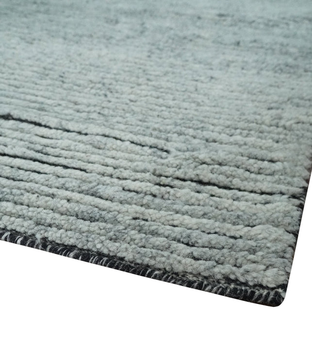 Contemporary look Gray Hand knotted loop Cut 8x10 wool Area Rug