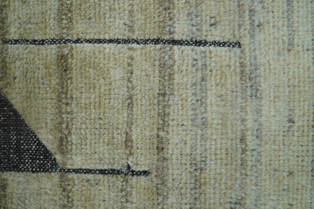 Custom Made Contemporary Design Black And Beige Hand knotted wool Area Rug