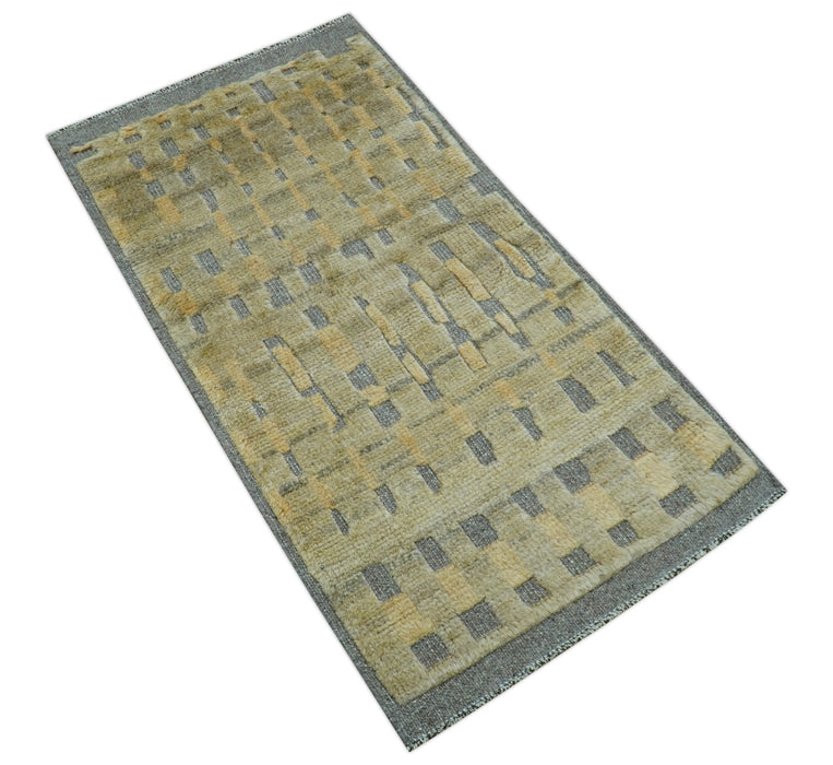 Custom Made Contemporary Design Gray And wheat Hand knotted wool Area Rug