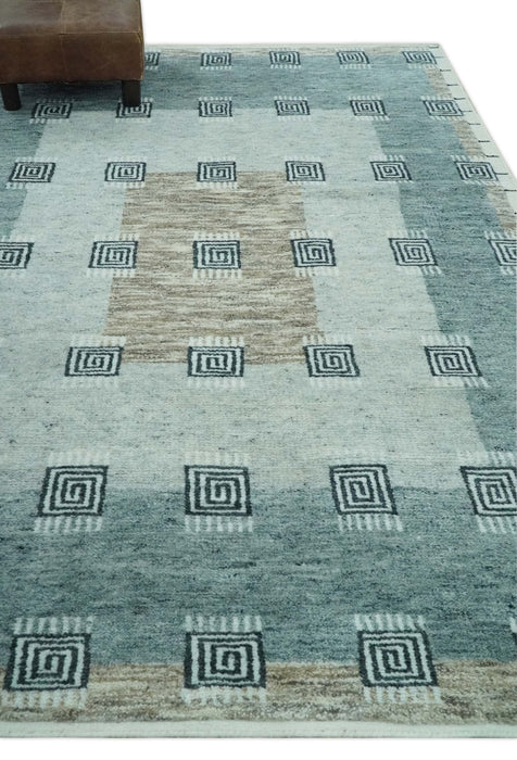 Custom Made modern Geometrical Silver and Gray Hand knotted wool Rug
