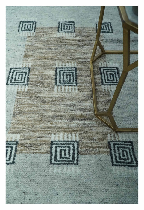 Custom Made modern Geometrical Silver and Gray Hand knotted wool Rug