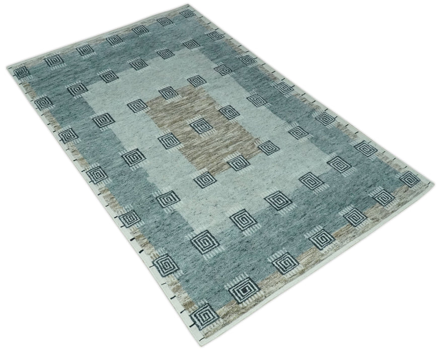 Custom Made modern Geometrical Silver and Gray Hand knotted wool Rug