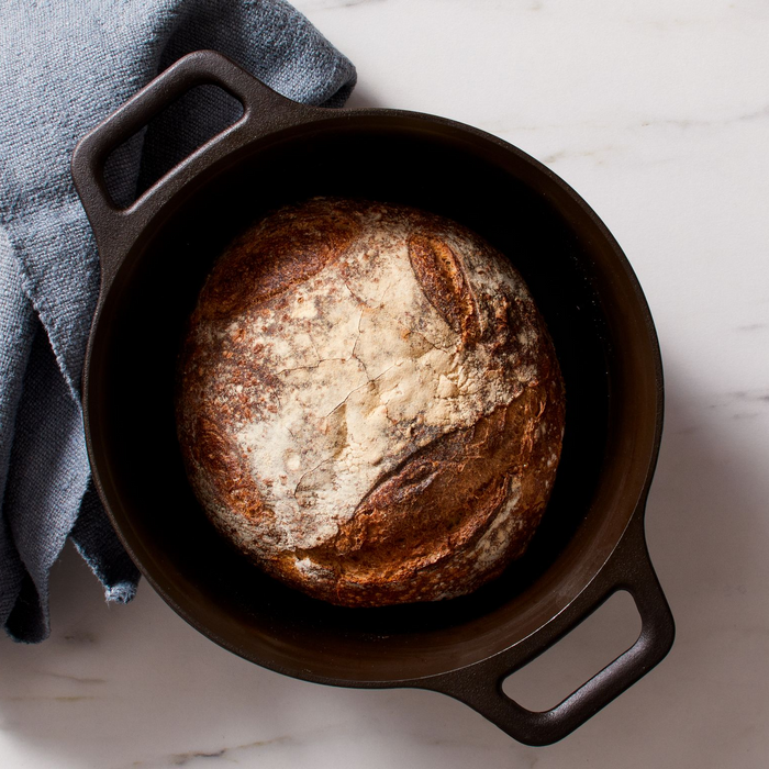 No.8 Cast Iron Dutch Oven