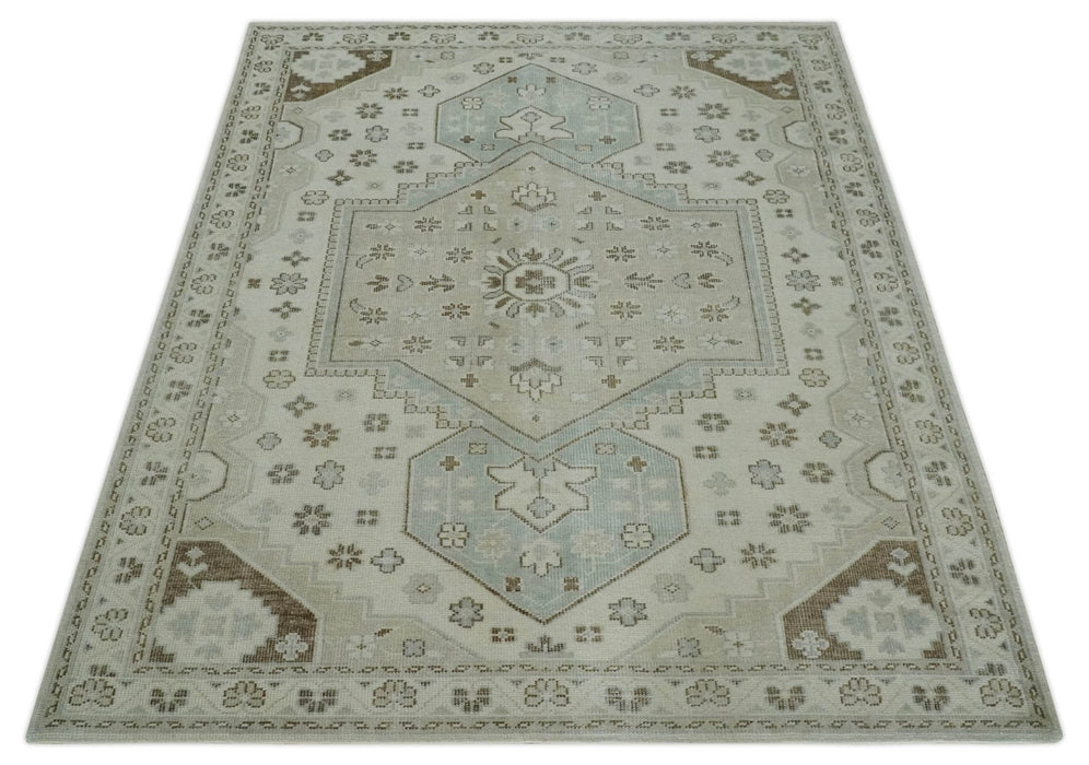 Earthy Ivory, Brown and Gray Hand knotted 8x10 Traditional wool Area Rug