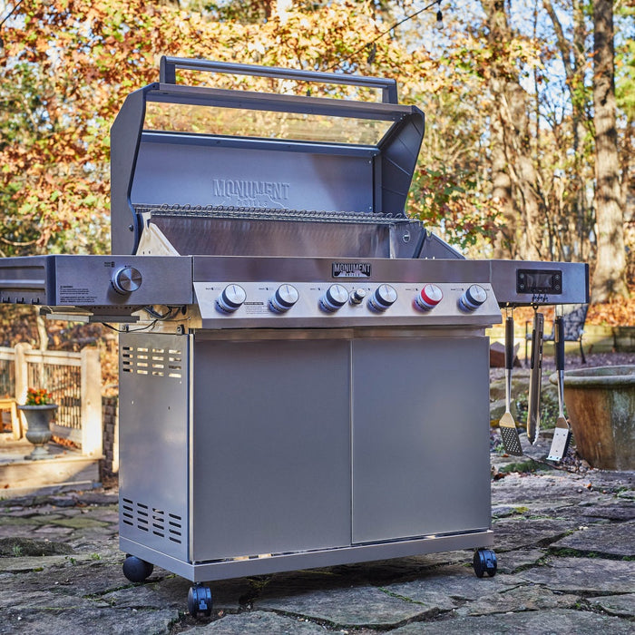 Denali 605Pro | Stainless Smart Tech Propane Gas Grill