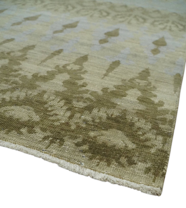 Fine Green 8x10 Hand Knotted Beige, Olive and Silver Traditional Wool Rug