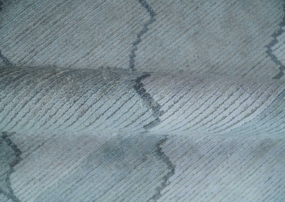 Fine Hand Loomed 8x10 Silver, Gray and Charcoal Modern Geometric Trellis Art Silk Area Rug