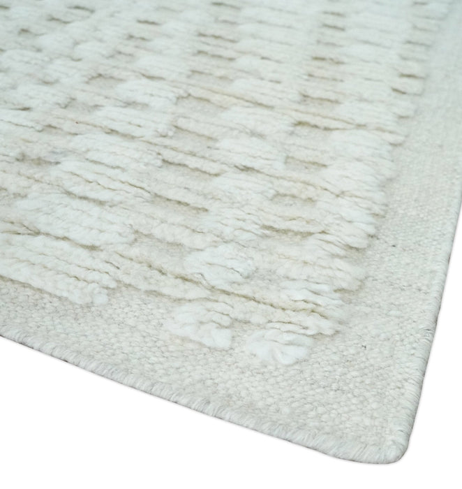 Hand carved Ivory Traditional Geometrical Pattern Hand Knotted 7.10x9.8 Wool Area Rug
