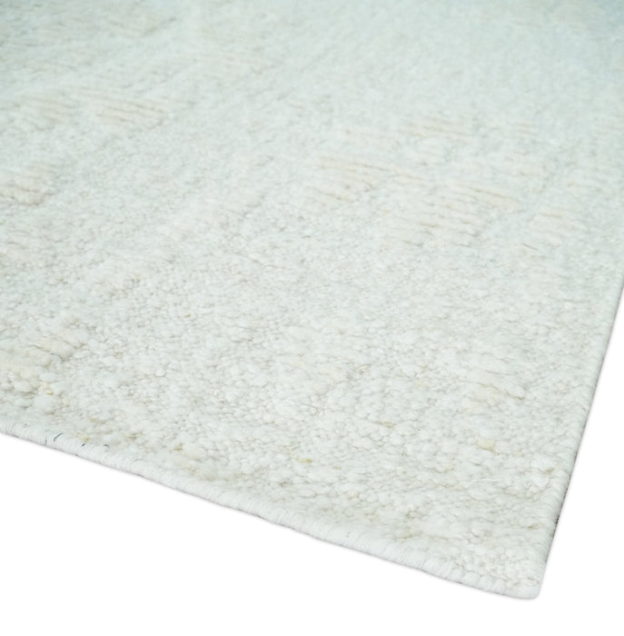 Hand carved Ivory Traditional Hand Knotted 8x10 high low Wool Area Rug