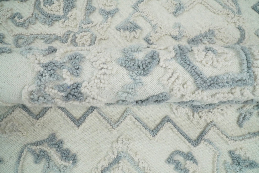 Hand Hooked 5x8 Blue, Silver and White Wool Textured Loop Area Rug | GAR7