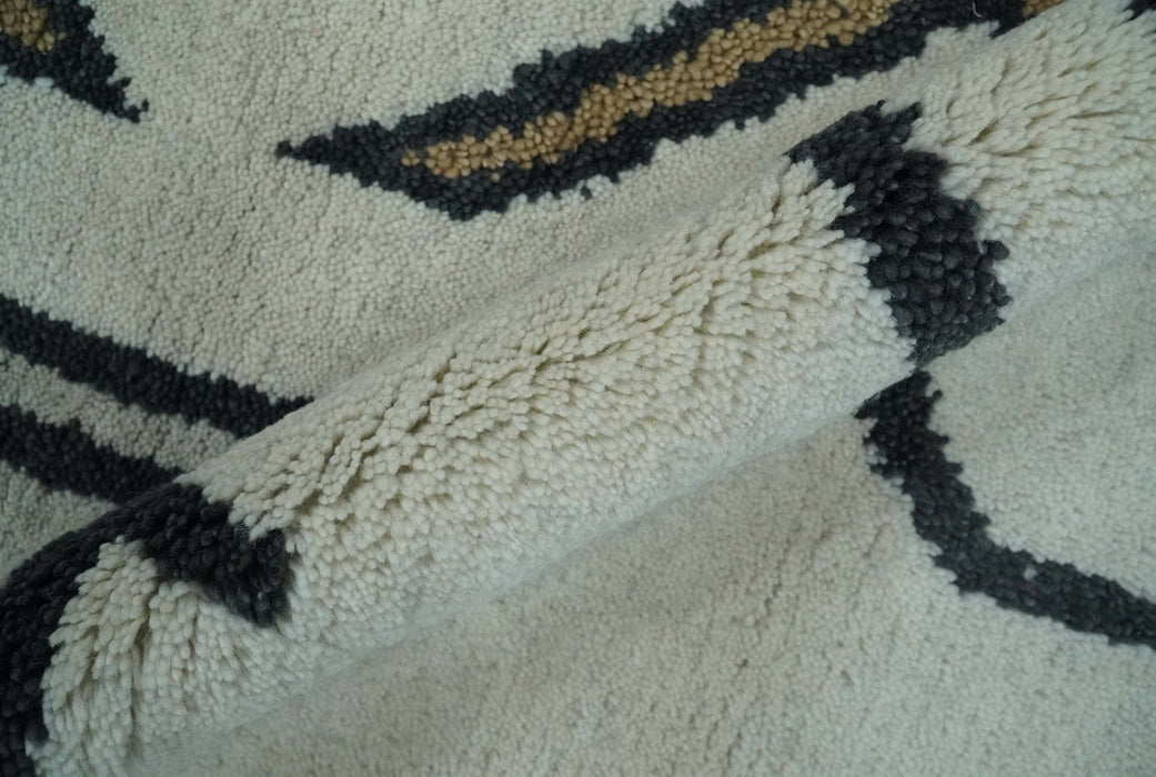 Hand Knotted 8x10 Ivory and Charcoal Wool Traditional Tribal Art Antique South Western Rug |  TRDCP1292810