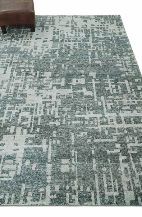 Hand Knotted Silver and Gray 5x8 Modern Abstract Contemporary Recycled Silk Area Rug