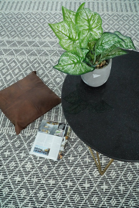 Contemporary Hand Woven Black and White Woolen Trellis Area Rug