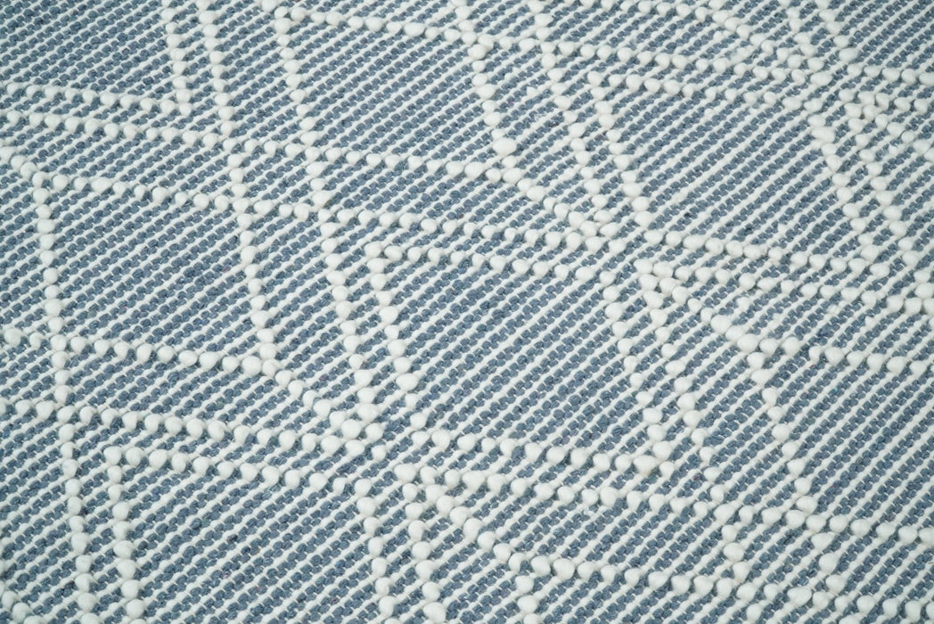Hand Made Woolen Chunky and Soft White Wool Area Rug | CAL3