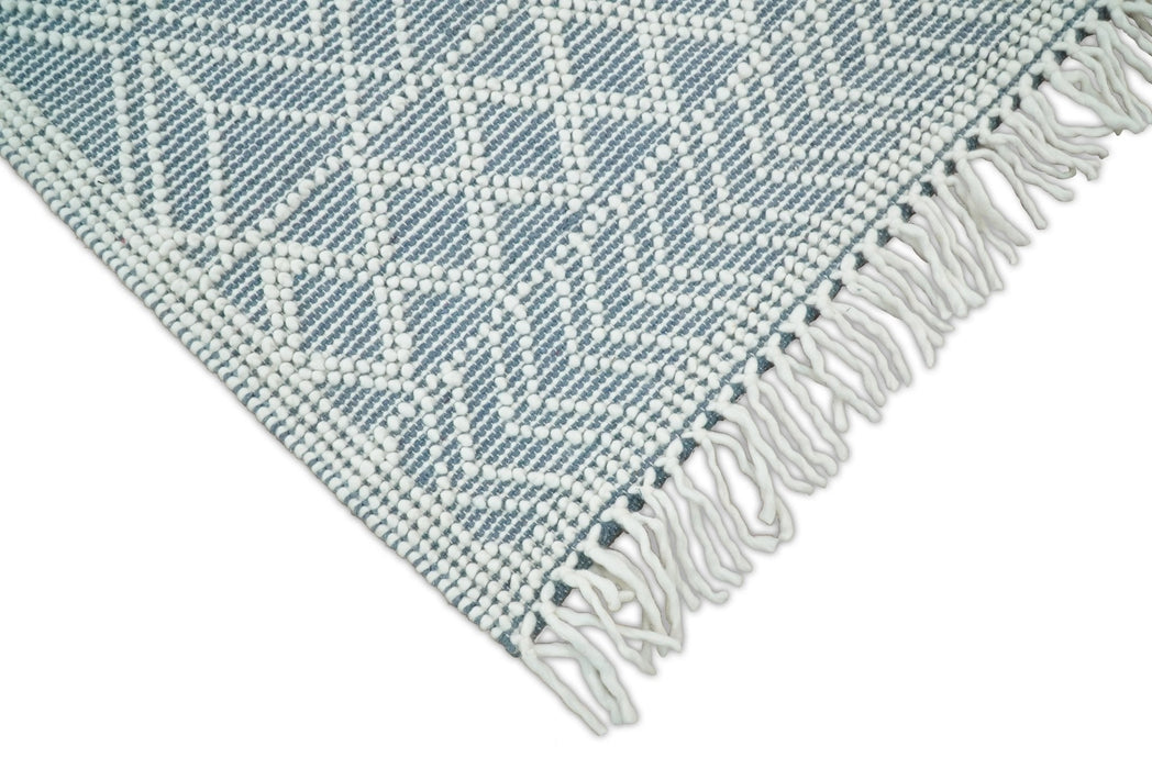 Hand Made Woolen Chunky and Soft White Wool Area Rug | CAL3