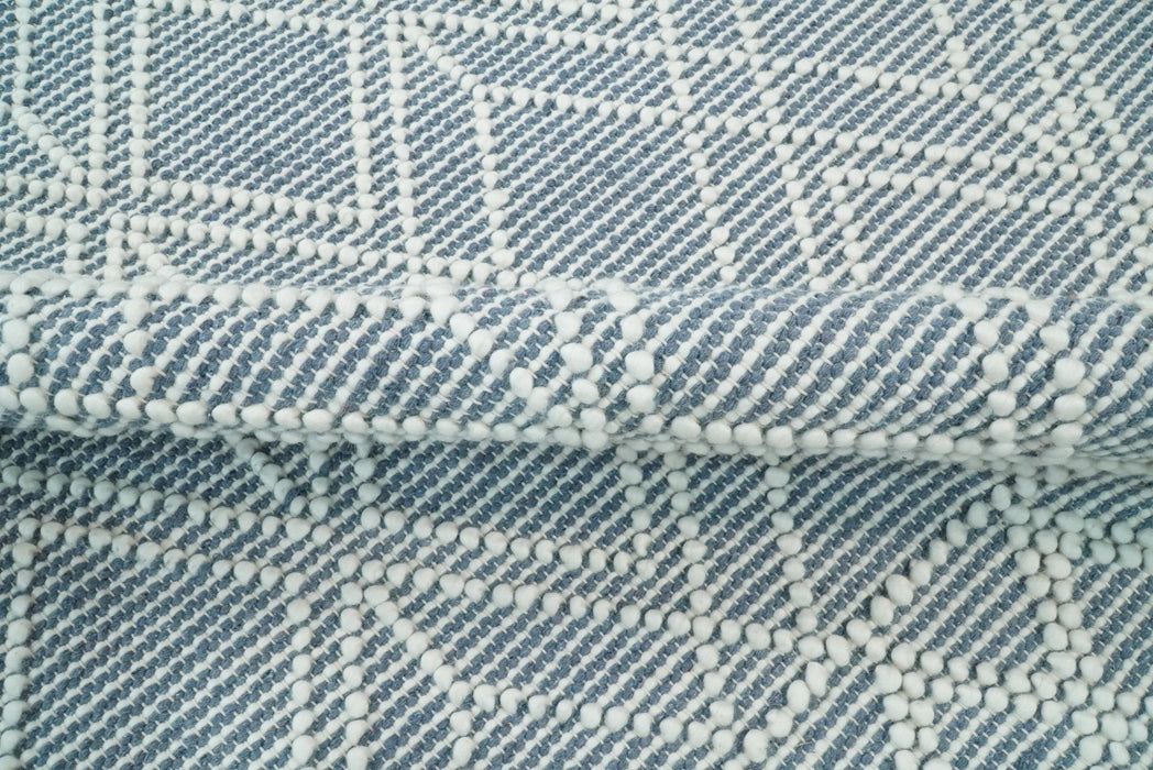 Hand Made Woolen Chunky and Soft White Wool Area Rug | CAL3