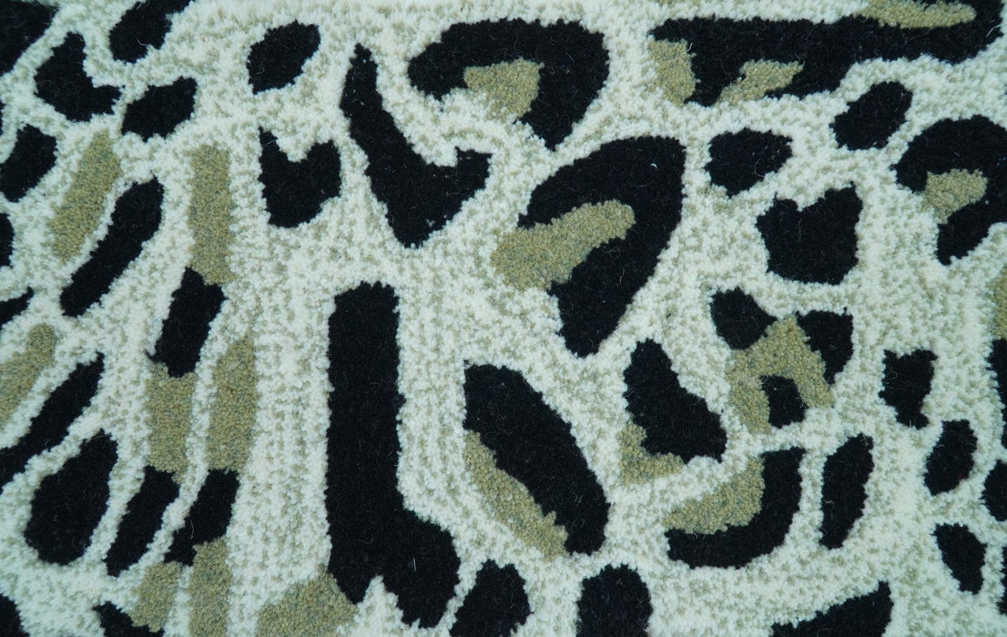 Hand Tufted Animal Cat White And Black 2x3 Wool Area Rug